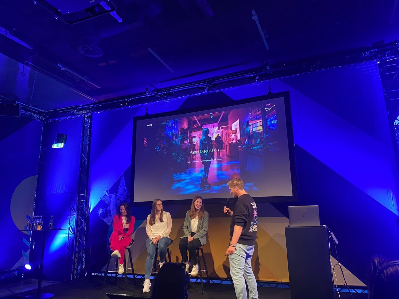 OMR Festival Hamburg — Networking-Publikum auf dem Digital-Marketing-Event